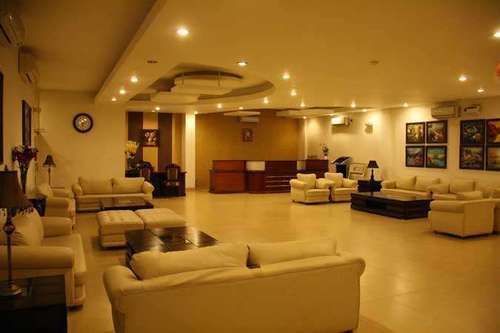 United-21 Grassland Hotell Bagori Eksteriør bilde